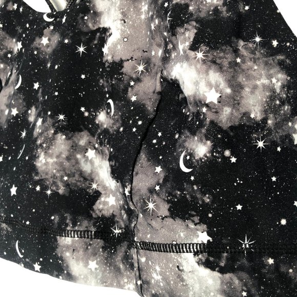 Torrid celestial strappy back sports bra 1x like new stars moon - Picture 4 of 4